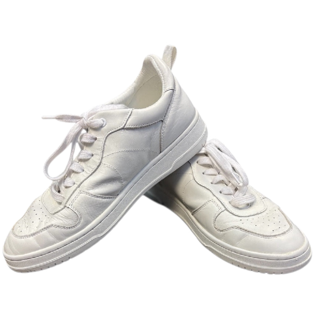Gadol White Sneaker Size 10-RF