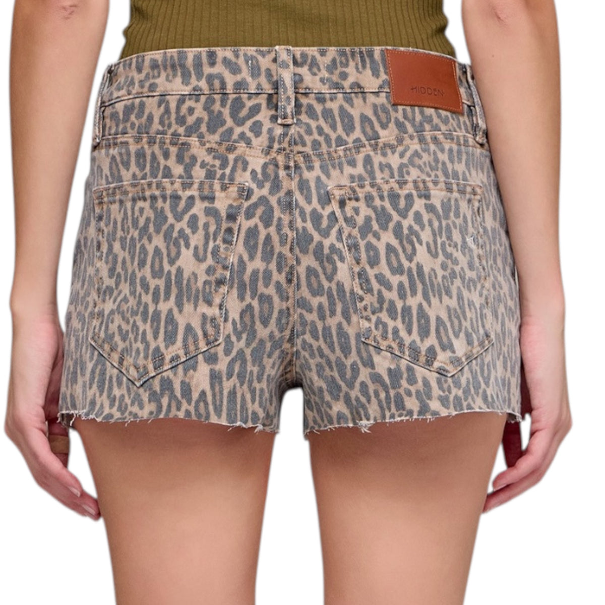 HD4319-CHE Cheetah Printed Shorts