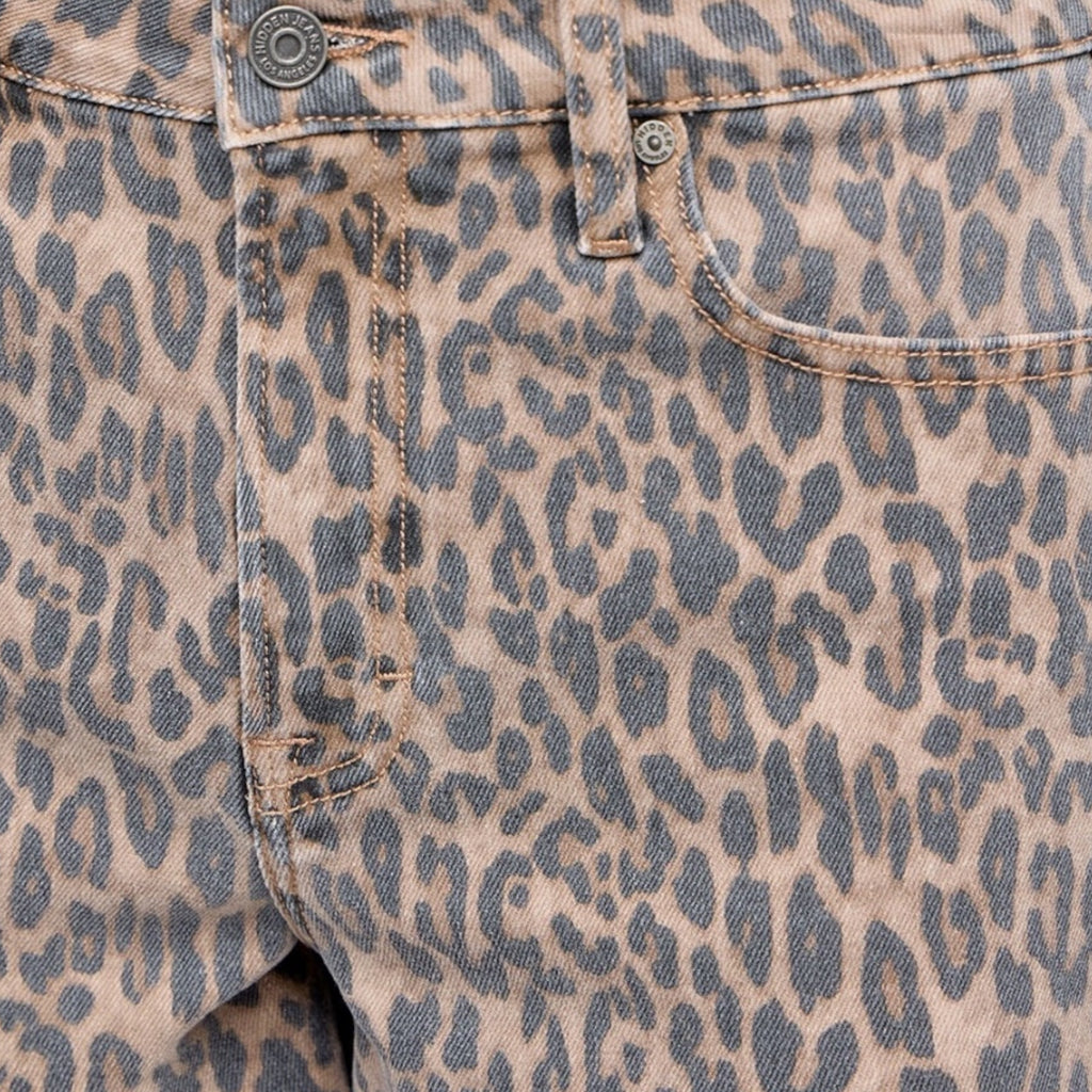 HD4319-CHE Cheetah Printed Shorts