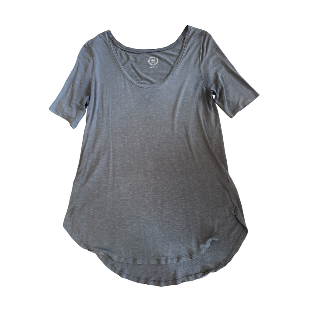 Maurices Grey Basic Top Size Small- RF