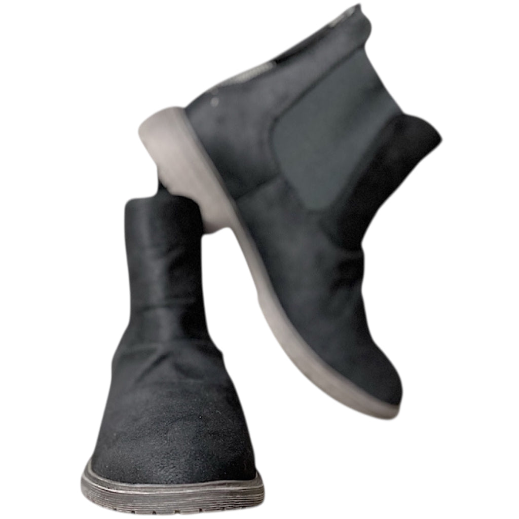 Very G Vienna Black Boot