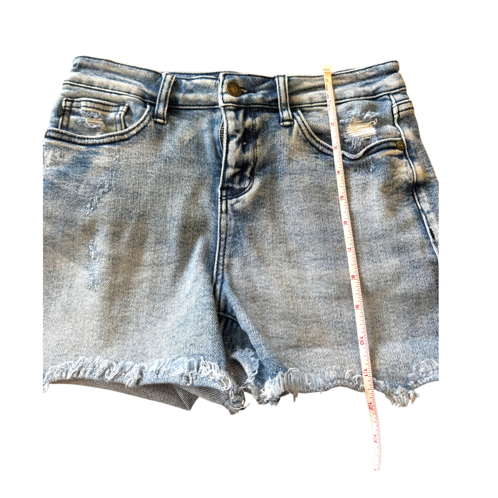 Judy Blue JB150018 Light Wash Denim Shorts Size Small-RF