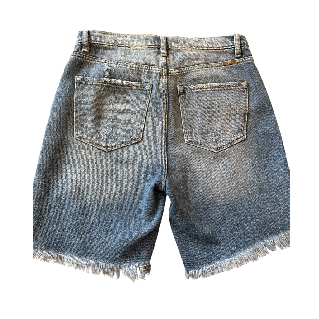 KanCan KC8585M Medium Wash Bermuda Shorts Size 1/24-RF
