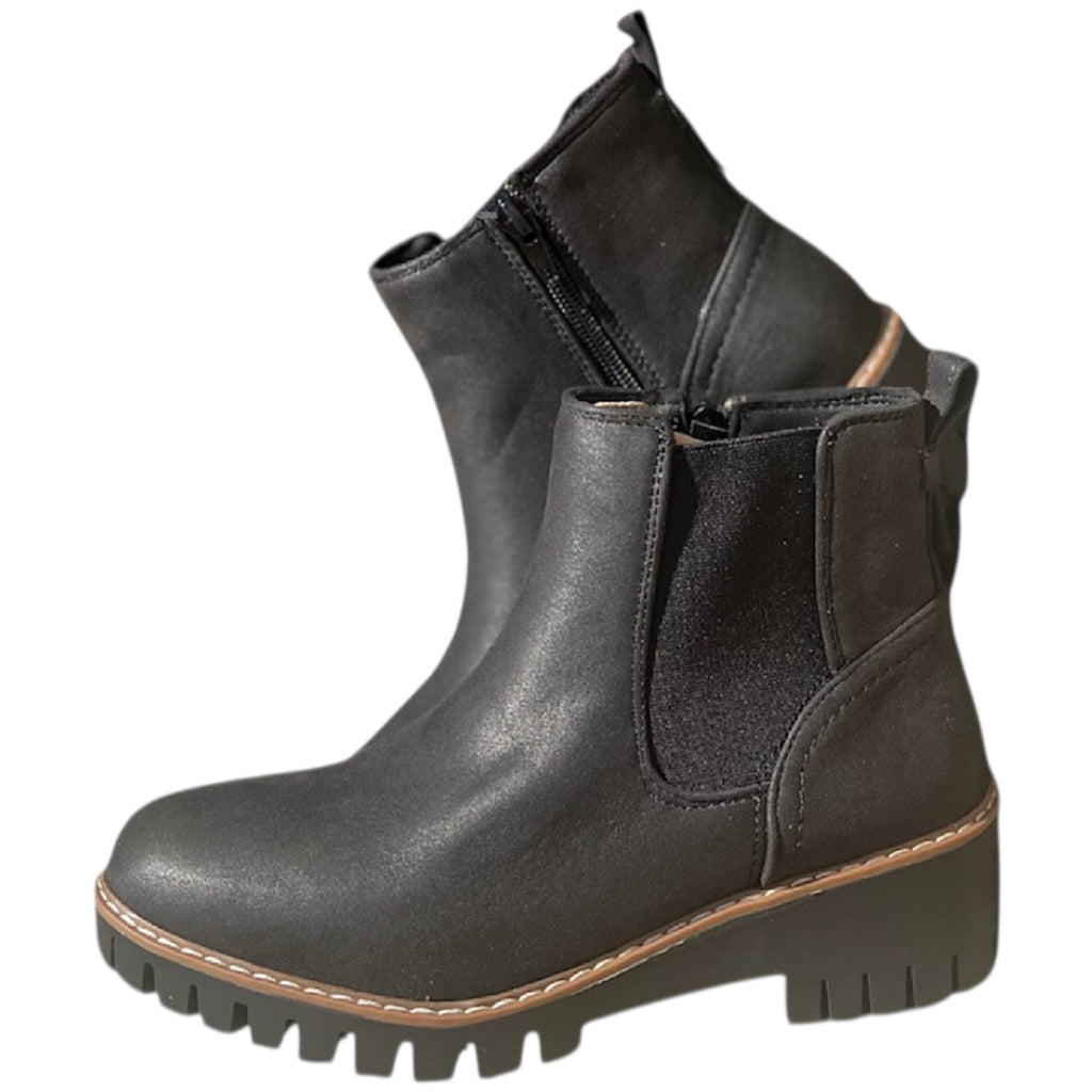 Very G Pasadena Black Boots