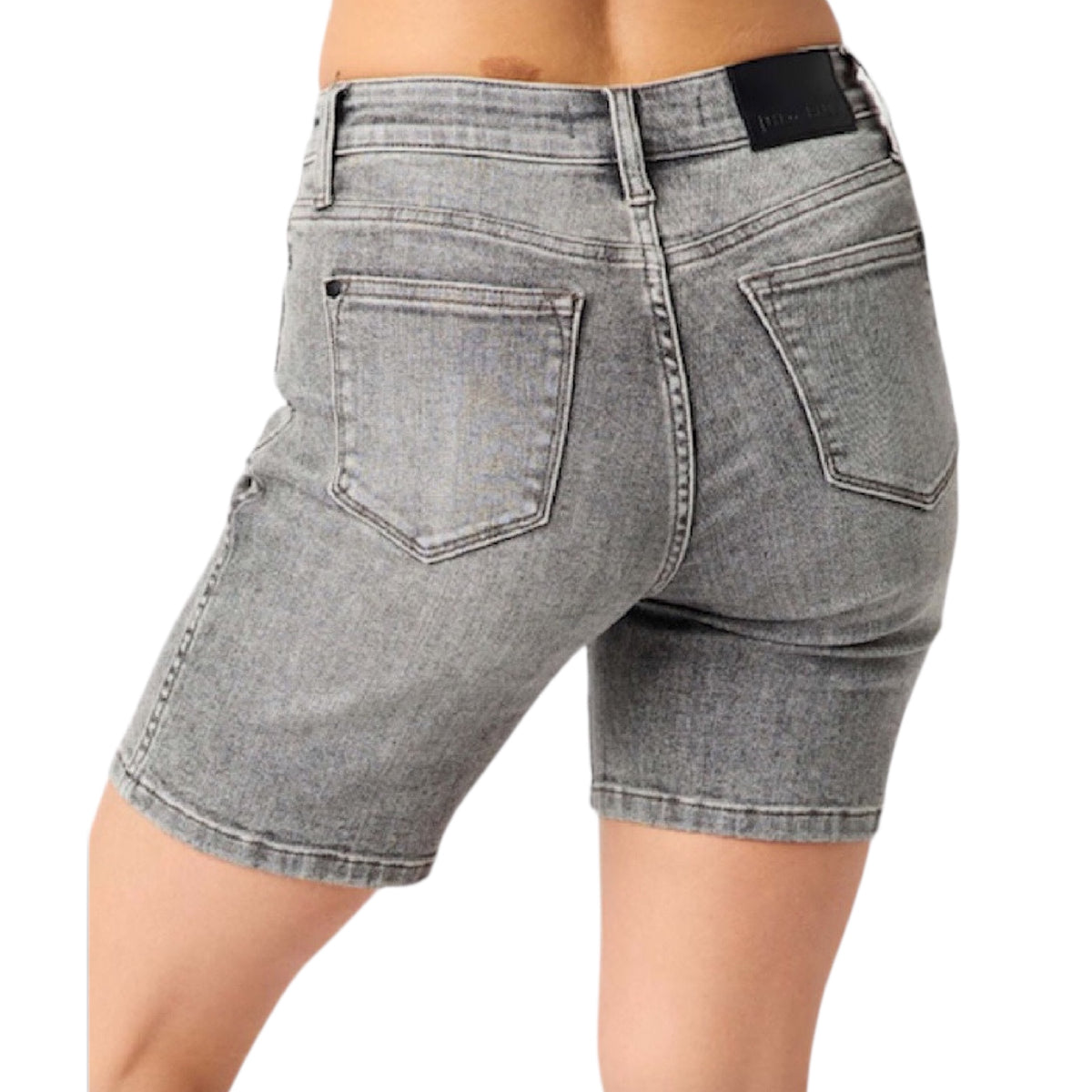 Judy Blue Grey Mid Rise Contrast Wash Bermuda Shorts JB150230