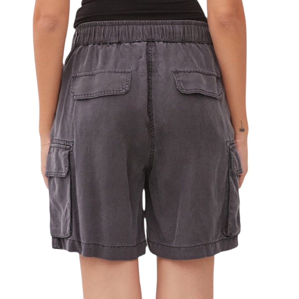 Tencel Shorts with Elastic Drawstring Waistline and Cargo Pockets