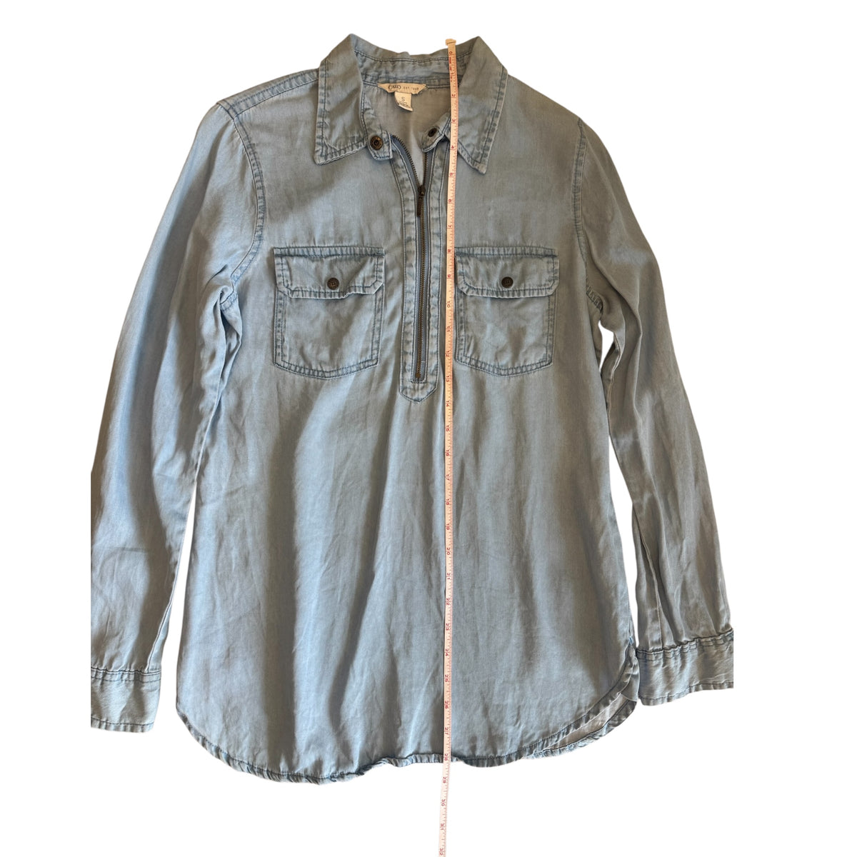 CATO Light Wash Denim Long Sleeve Quarter-Zip Top Size Small - RF