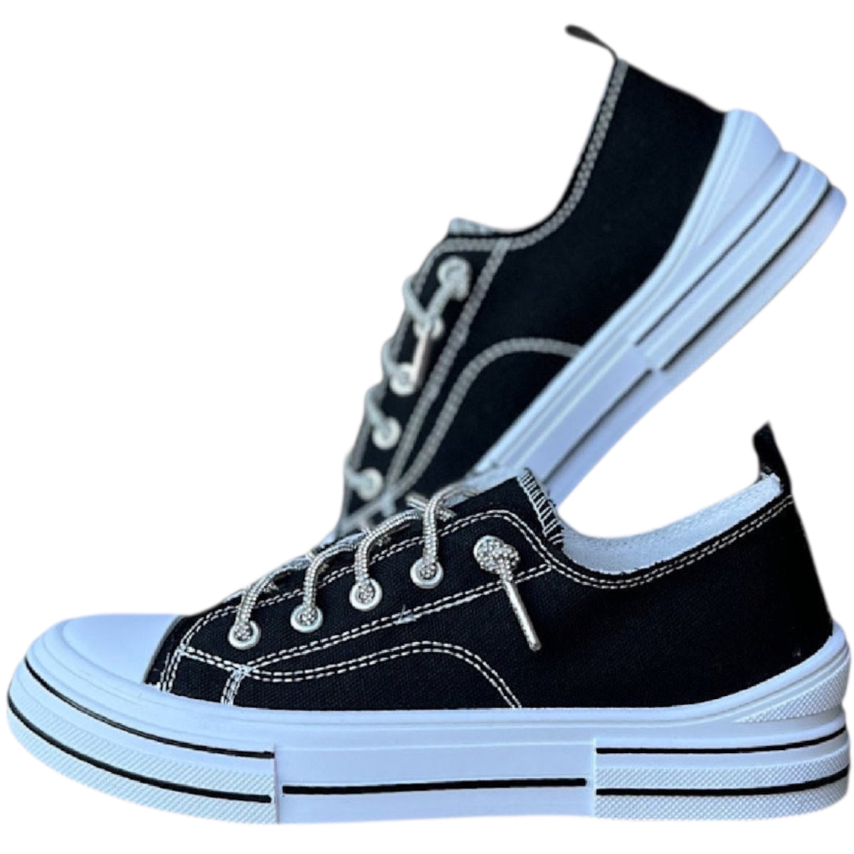 Very G Aman Black Sneakers