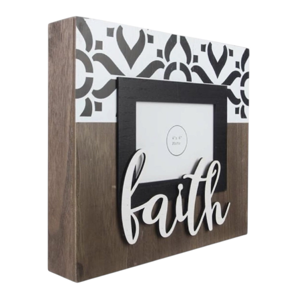 Wood 4x6 Photo Frame with Lift Letters