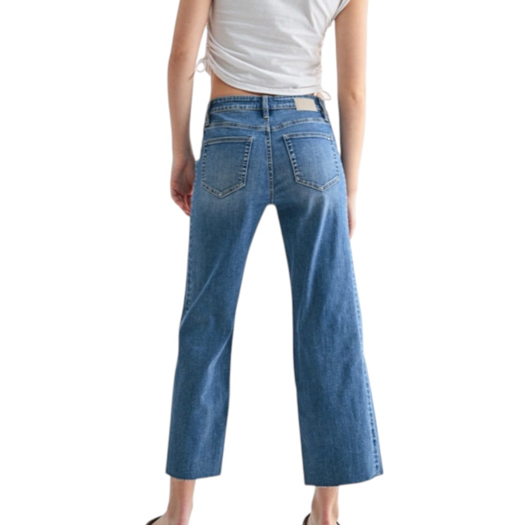 MICA MTT-T3859A Mid RiseTummy Tuck Straight Crop Loose Fit