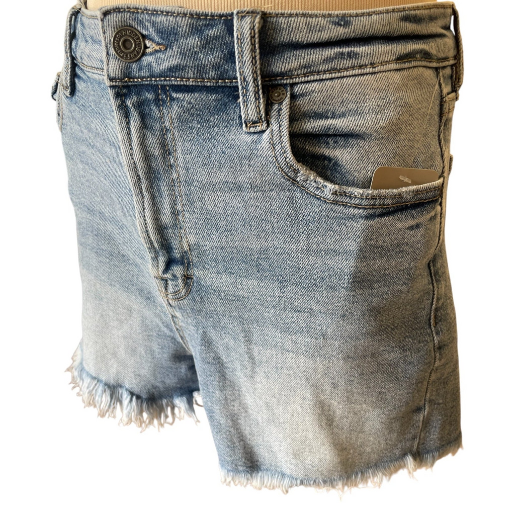 Hidden Denim Shorts Size Medium - RF