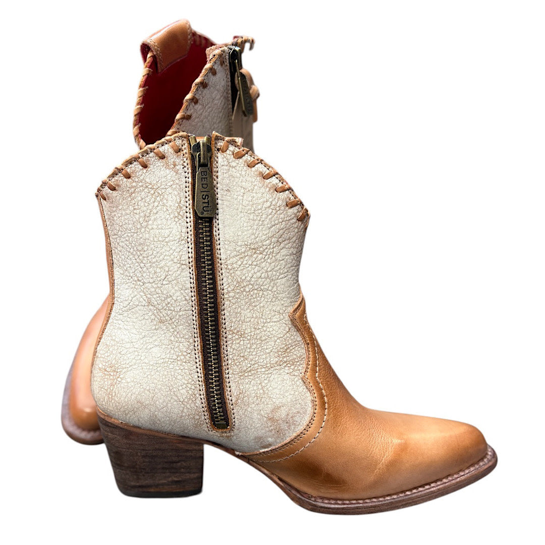BED|STU Baila II Tan Rustic Nectar Lux