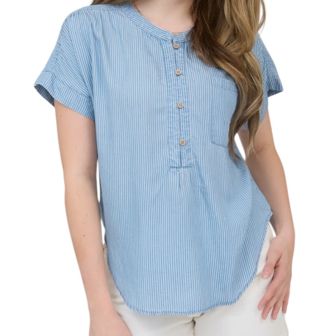 Chambray Pinstripe Short Sleeve Top with Chest Pocket
